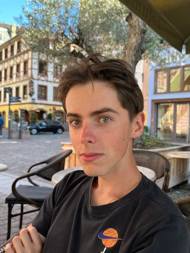 Enzo Laugel